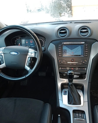 Ford Mondeo cena 39000 przebieg: 170000, rok produkcji 2013 z Dęblin małe 232